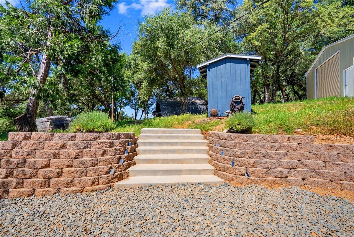 10048 Pineapple Court
