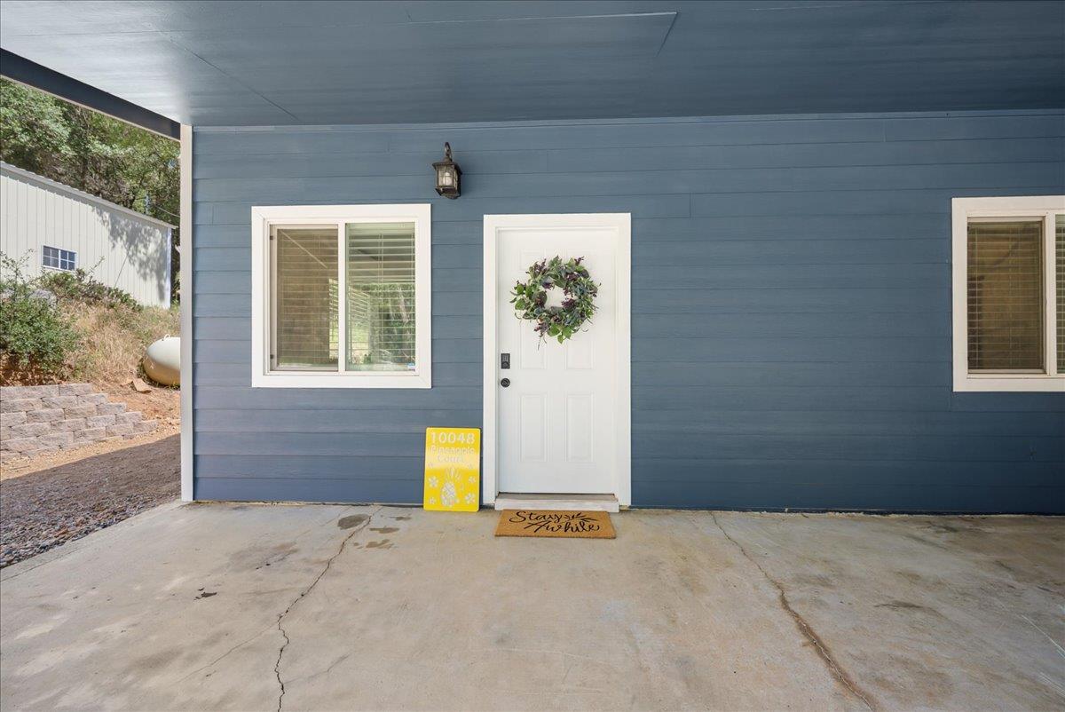 10048 Pineapple Court