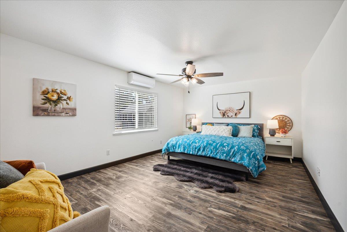 10048 Pineapple Court