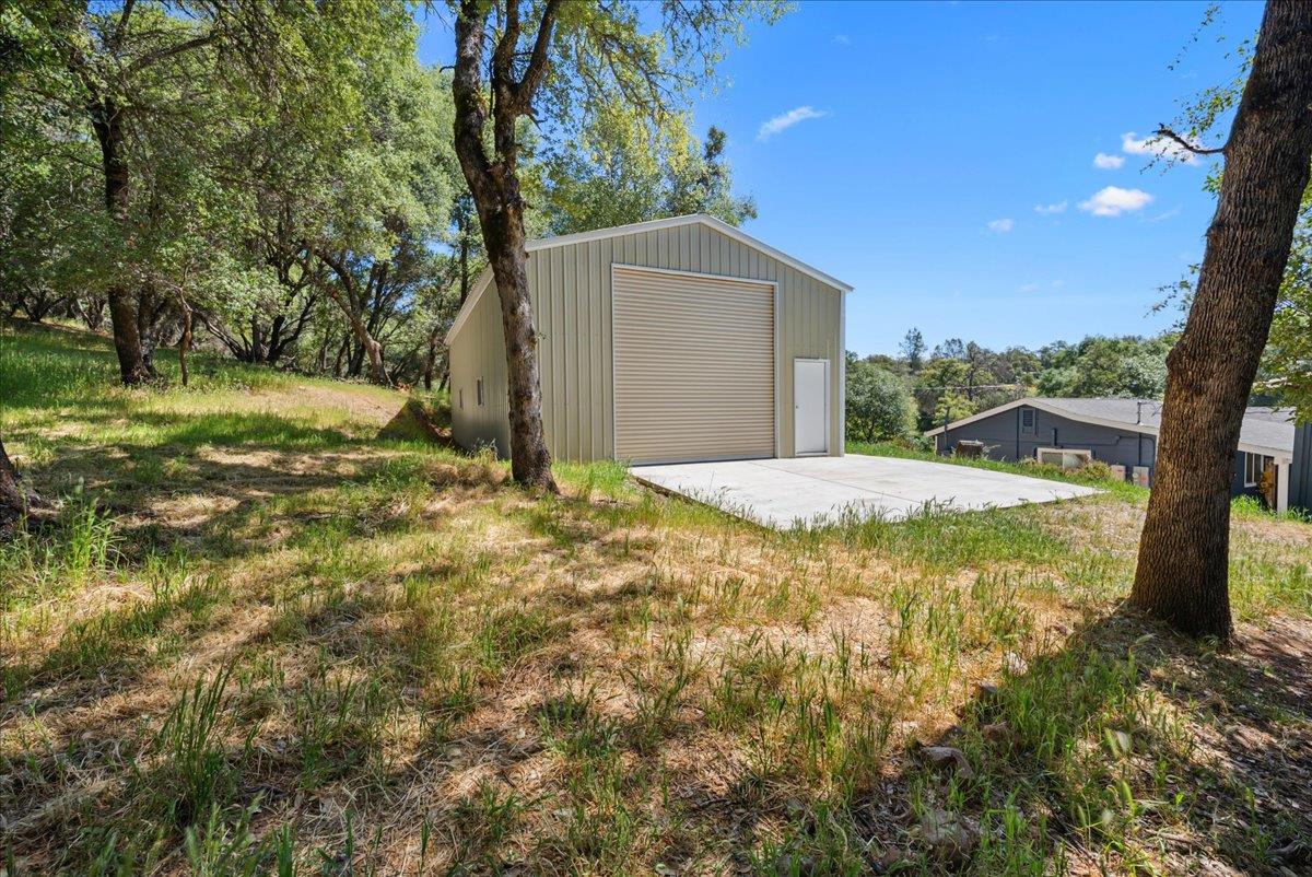 10048 Pineapple Court