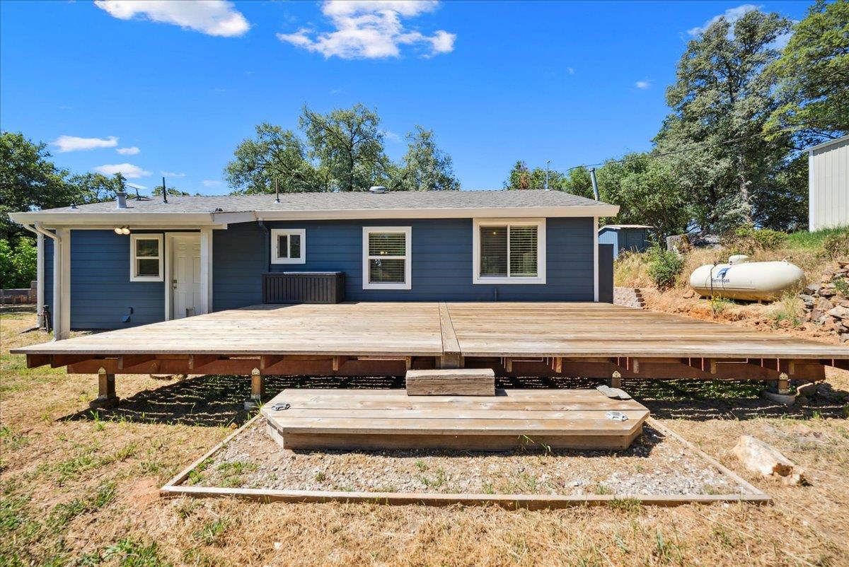 10048 Pineapple Court