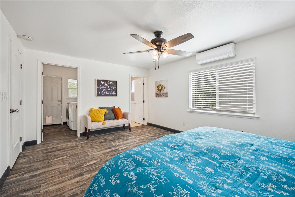 10048 Pineapple Court