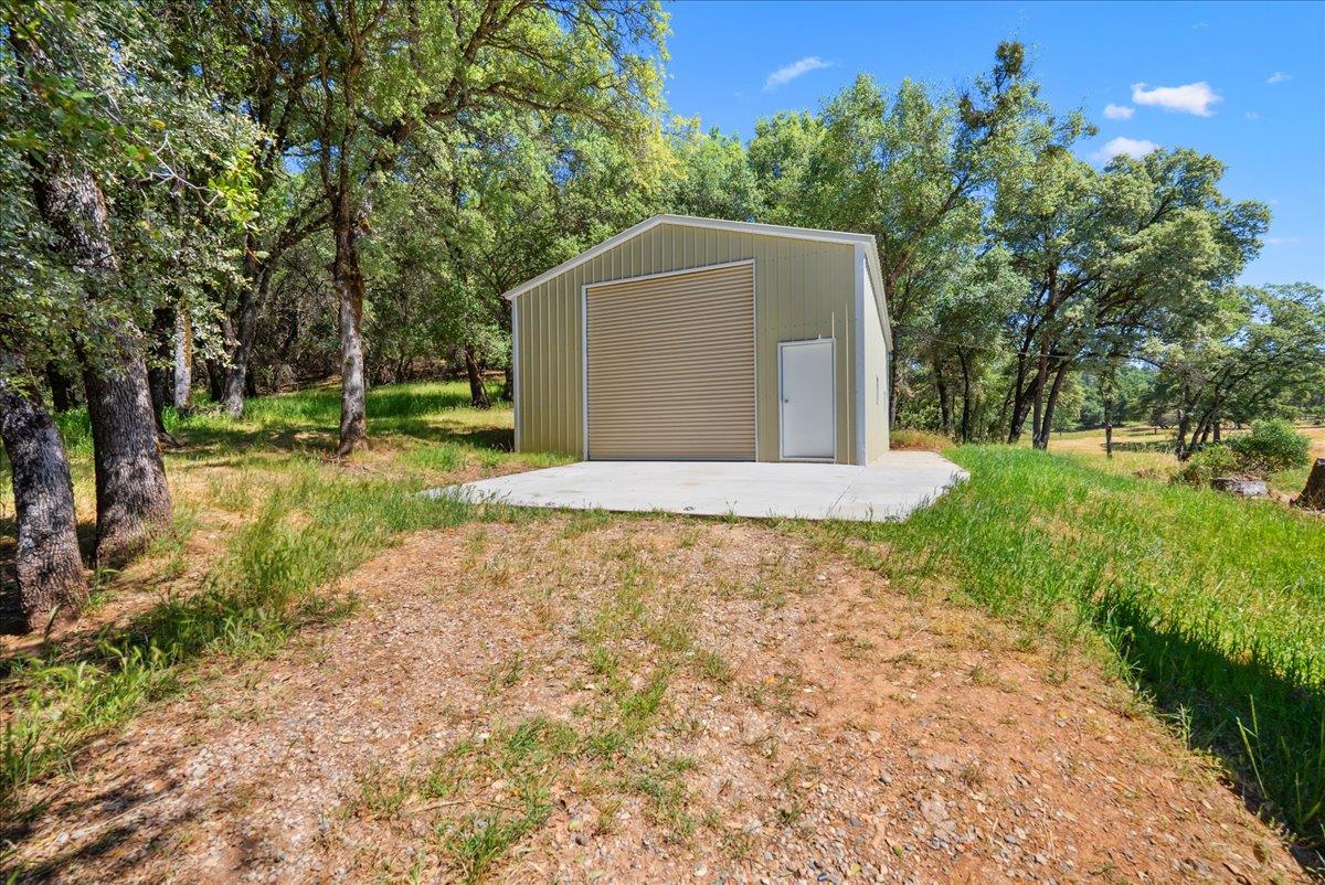 10048 Pineapple Court