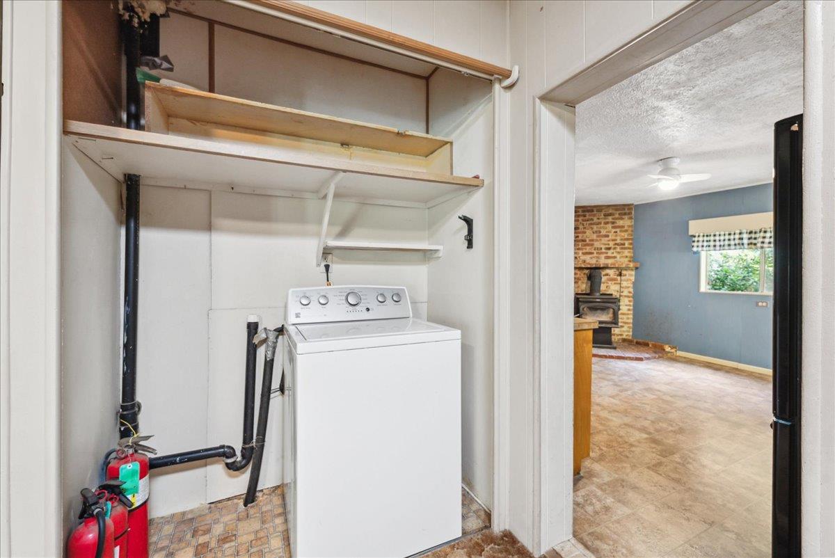 13169 Dogwood Lane