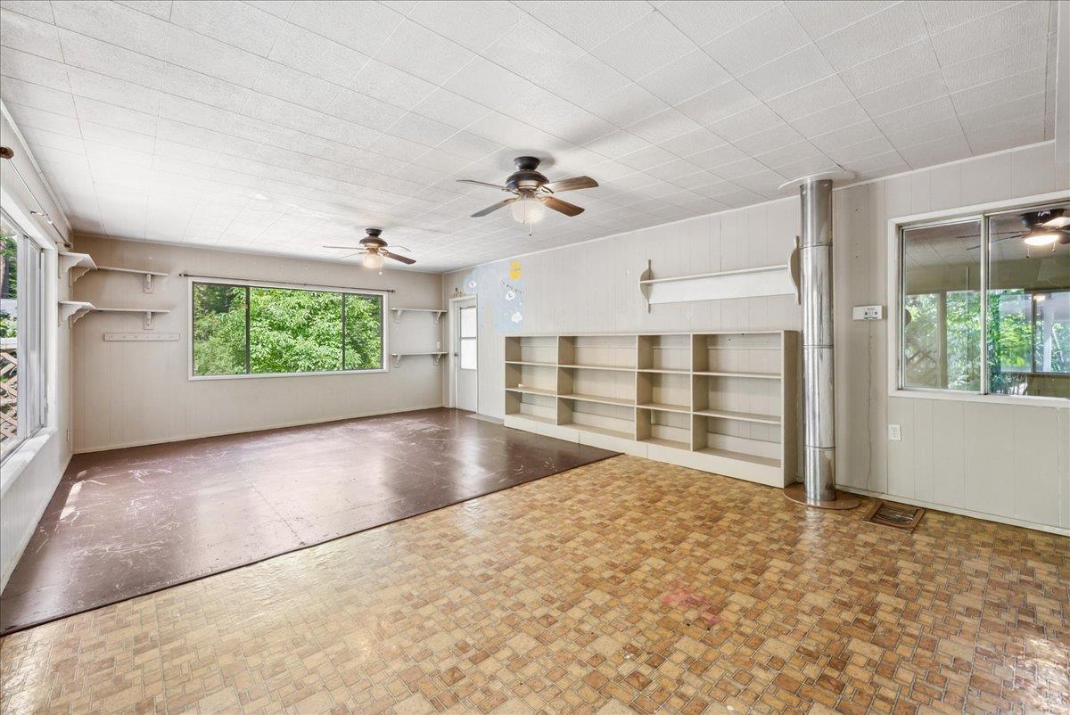 13169 Dogwood Lane