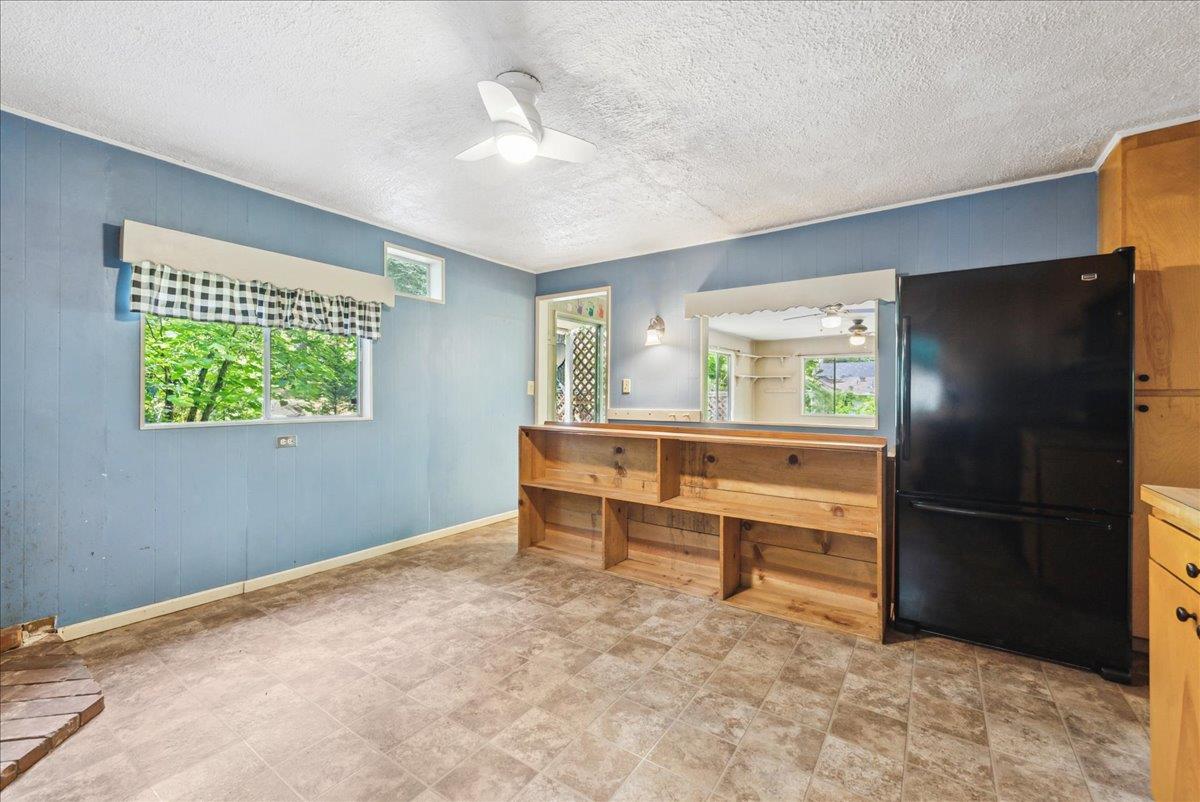13169 Dogwood Lane