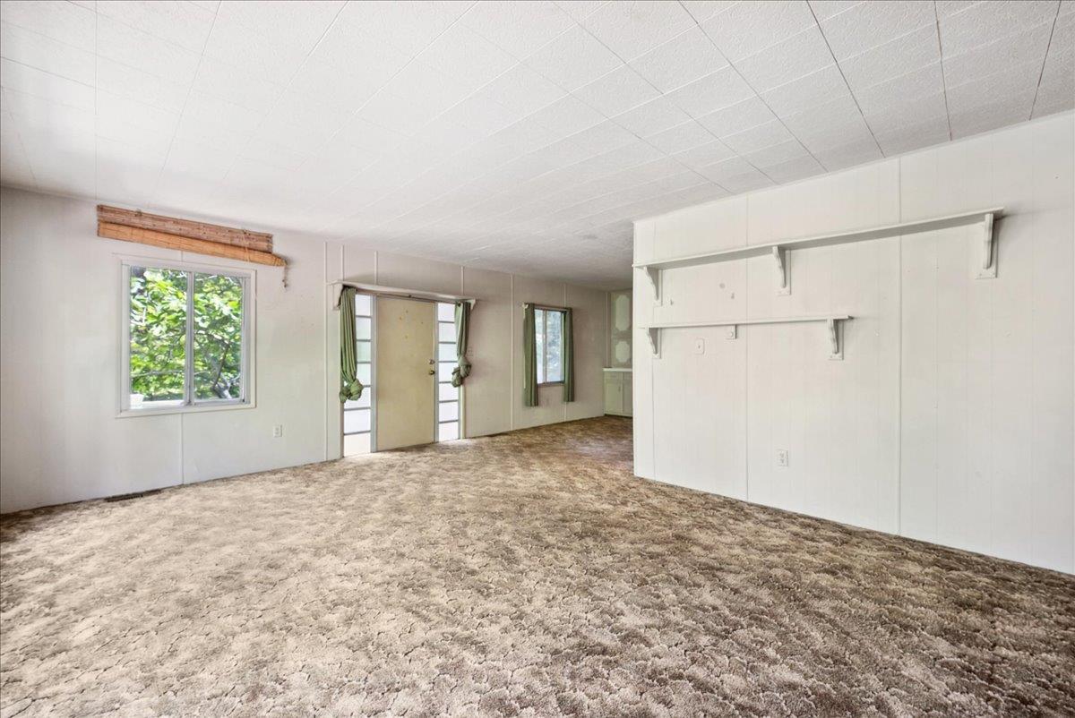 13169 Dogwood Lane