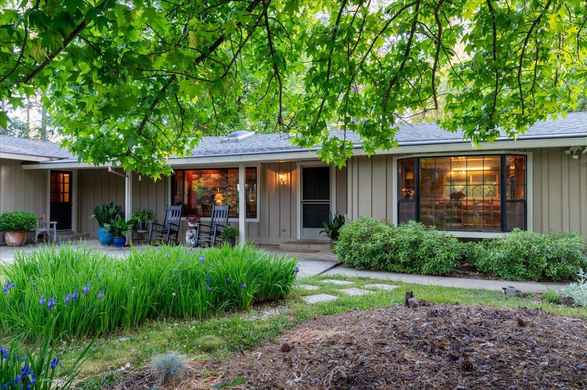 13665 Karrys Place