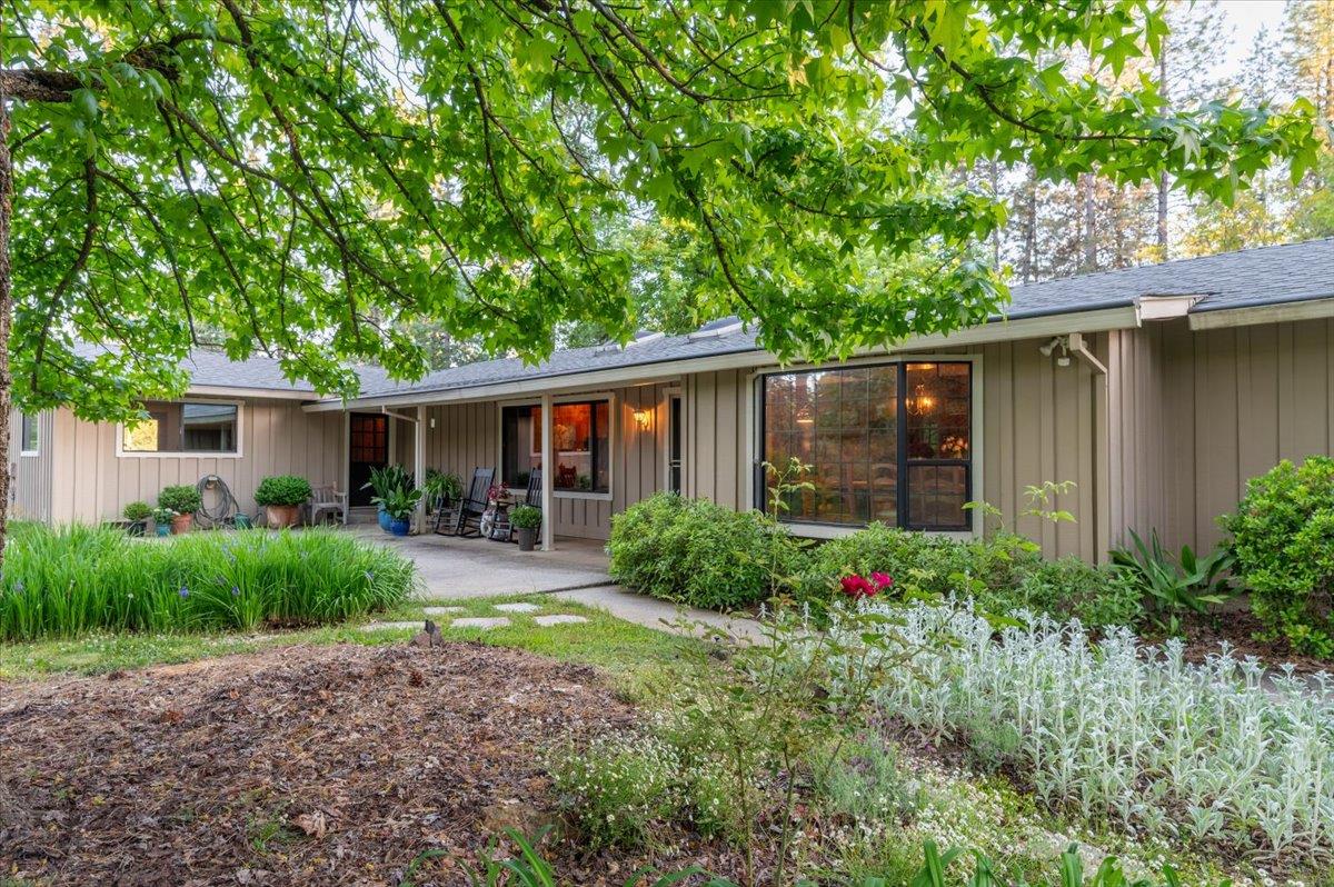 13665 Karrys Place