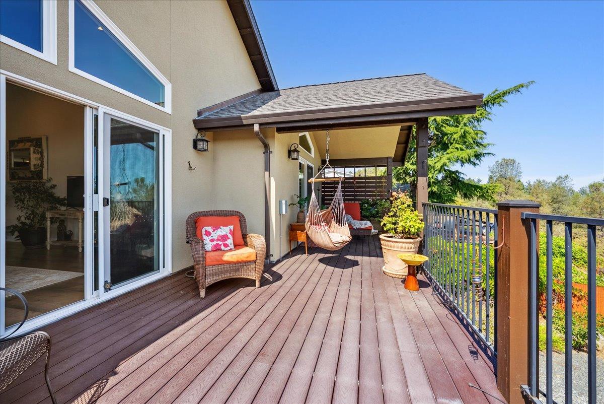 578 Douglas Avenue