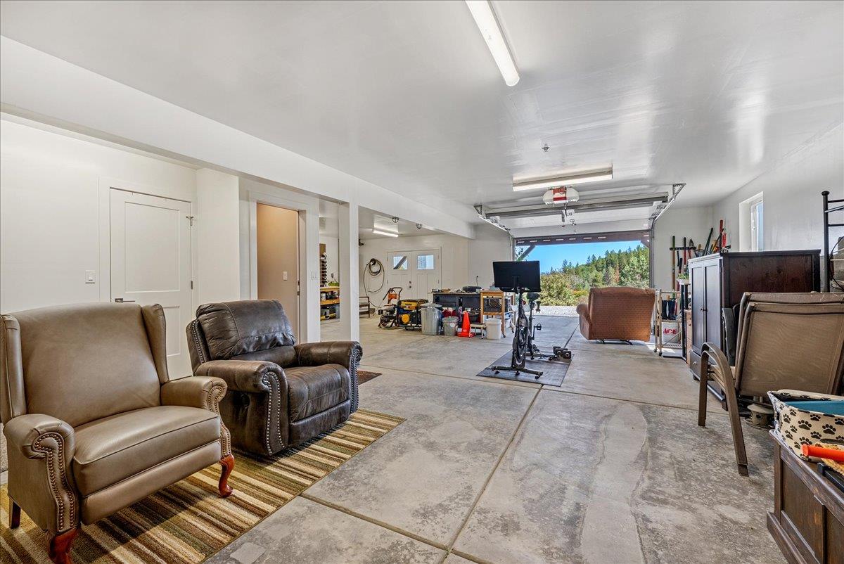 578 Douglas Avenue