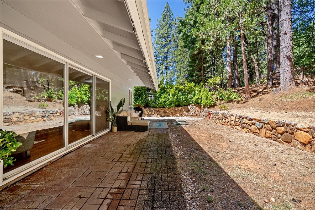 12483 Gayle Lane