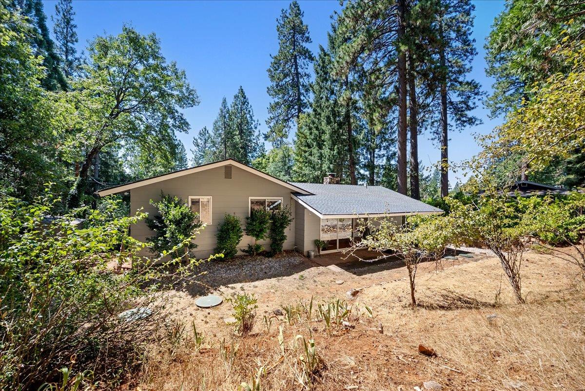12483 Gayle Lane