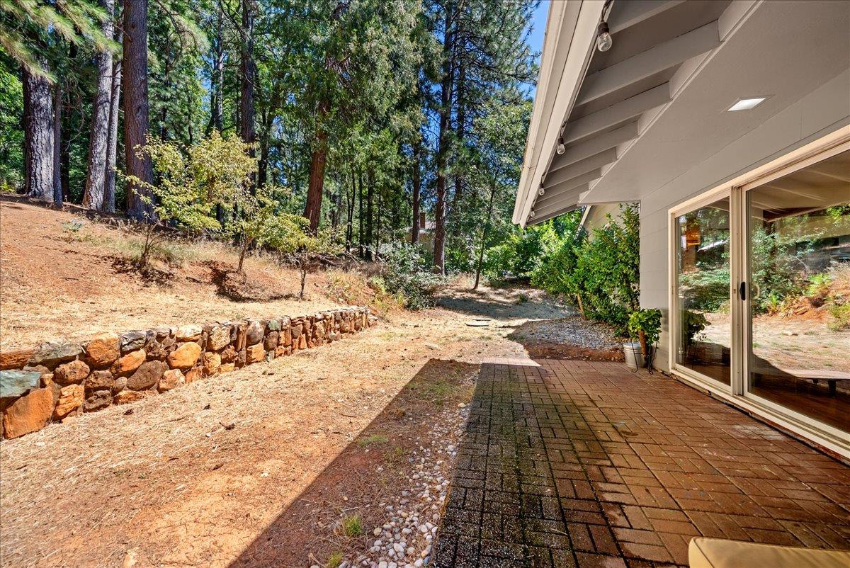 12483 Gayle Lane
