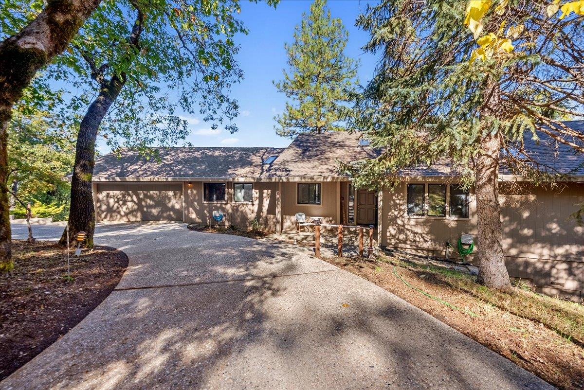 11912 Deer Park Drive