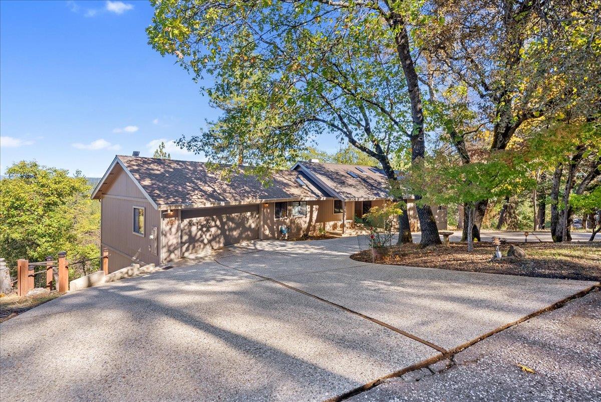 11912 Deer Park Drive