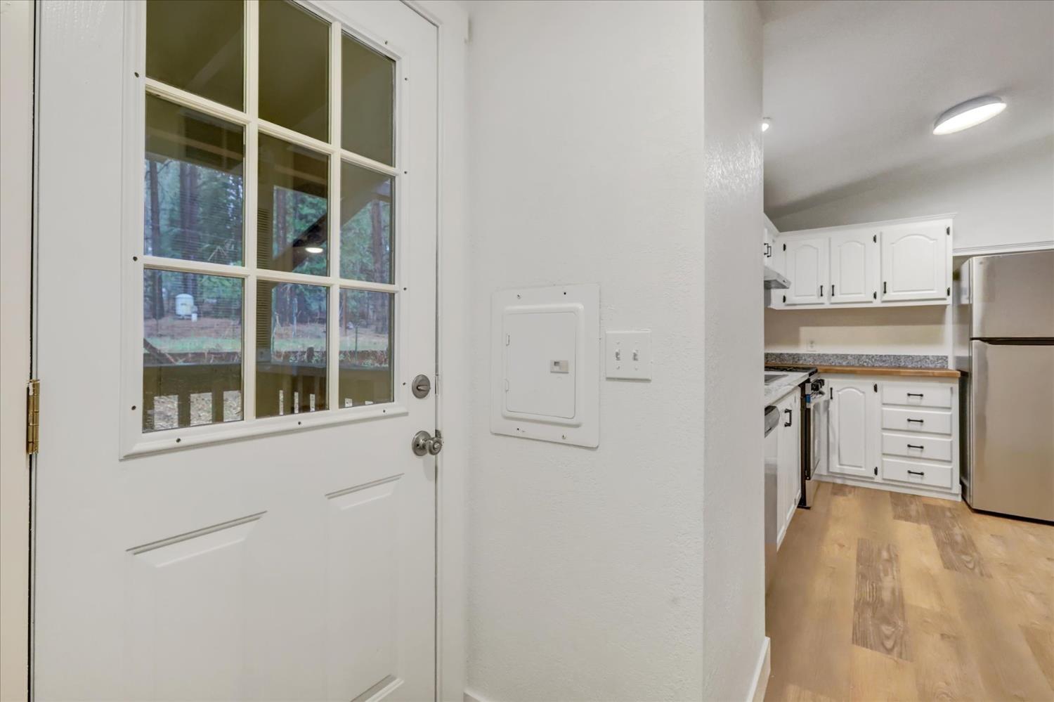 15081 Rattlesnake Road