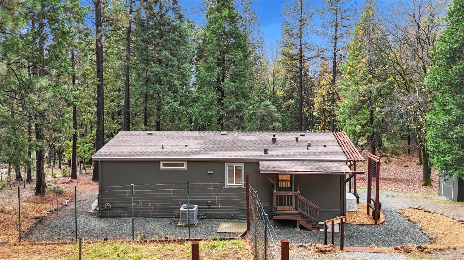 15081 Rattlesnake Road