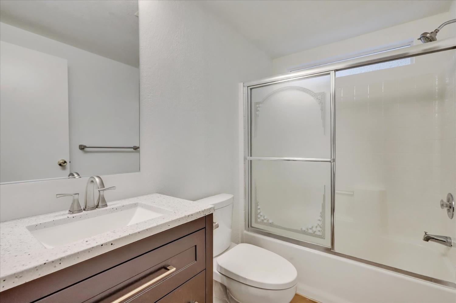 15081 Rattlesnake Road