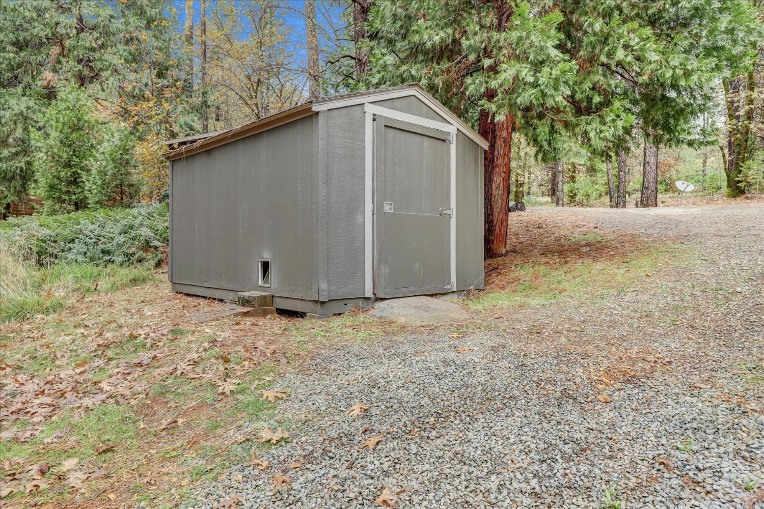 15081 Rattlesnake Road