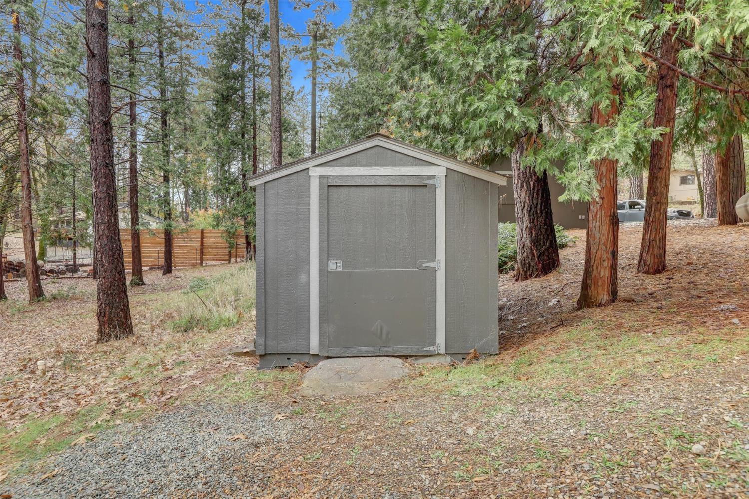 15081 Rattlesnake Road
