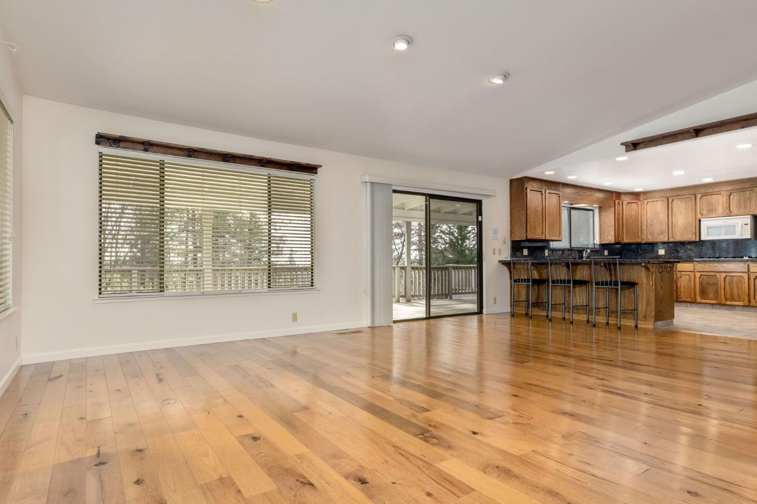 11977 Alta Sierra Drive