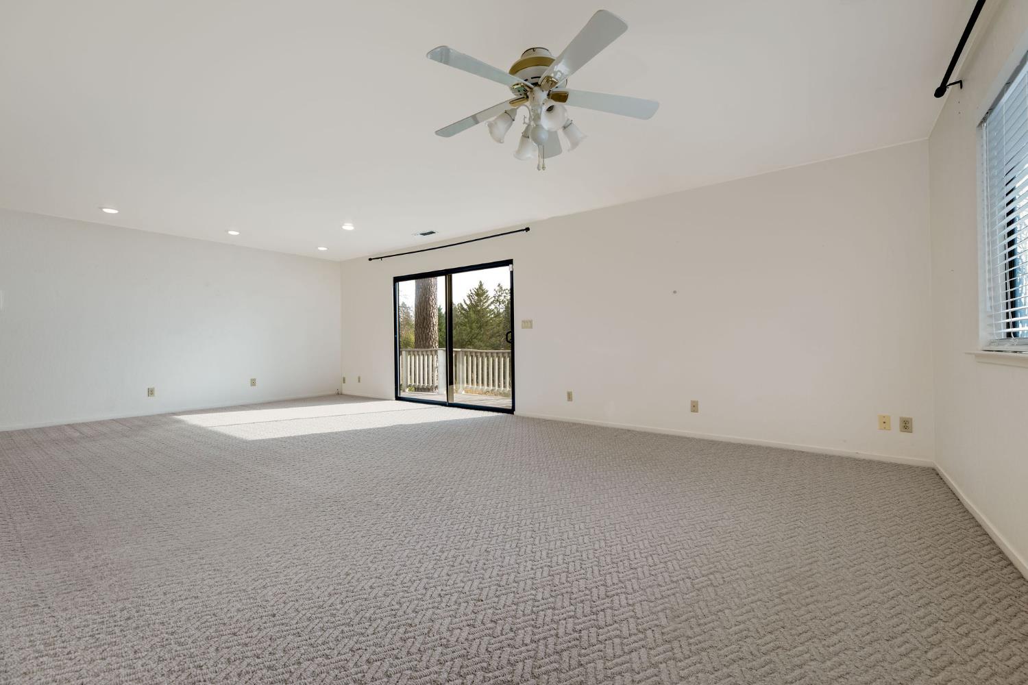 11977 Alta Sierra Drive