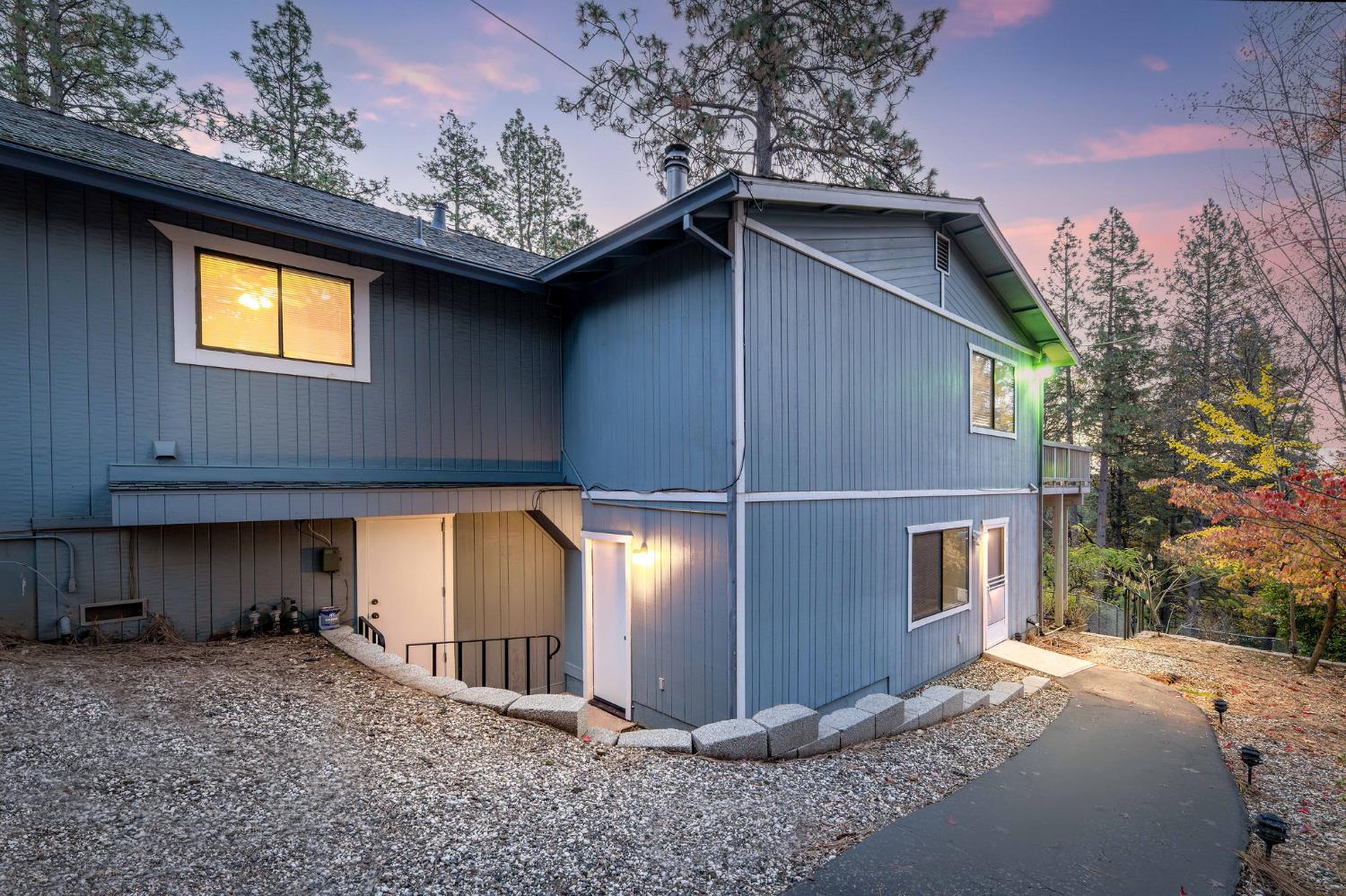 11977 Alta Sierra Drive