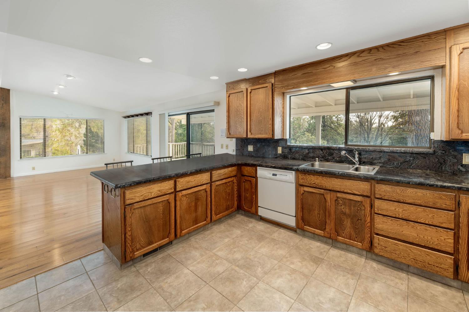 11977 Alta Sierra Drive