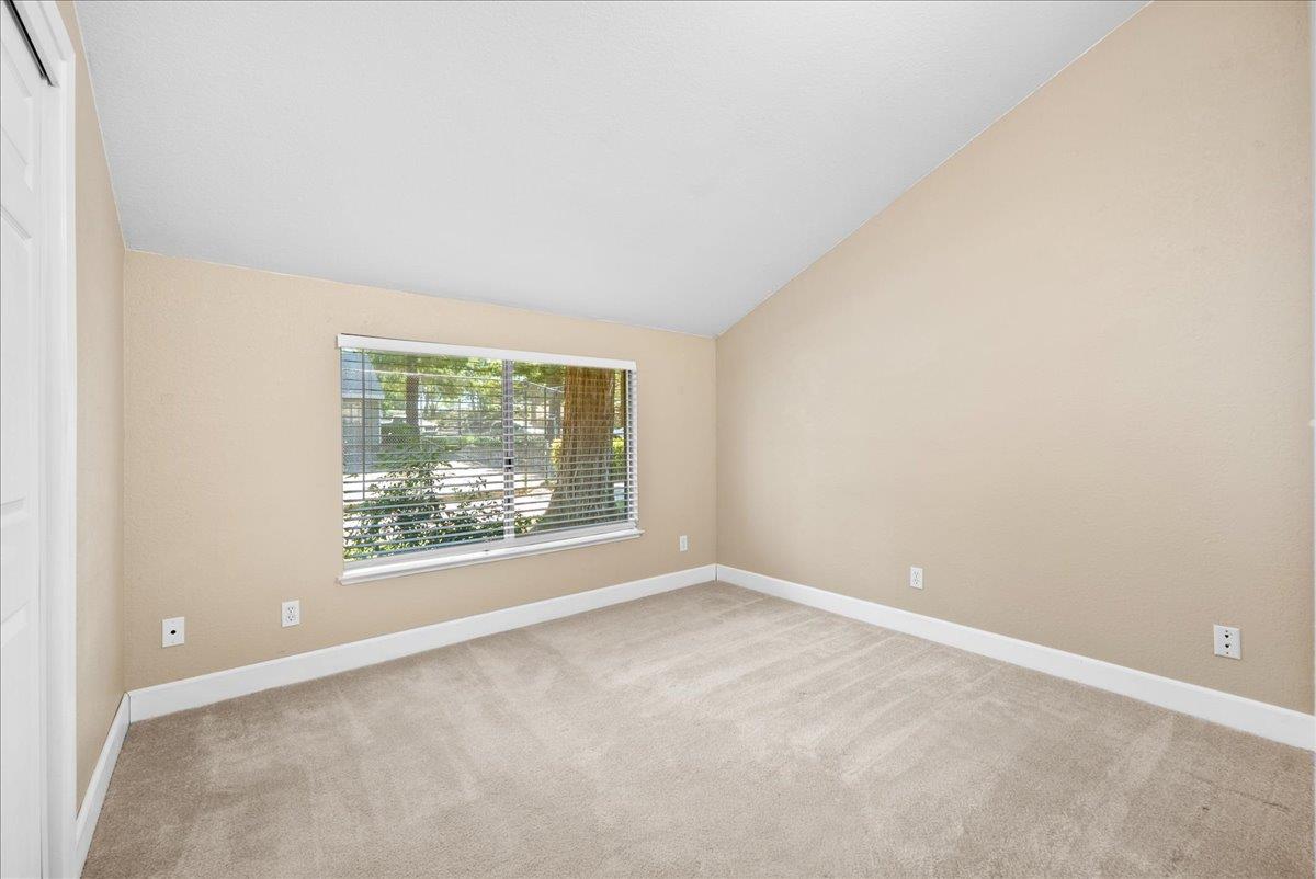 115 Valley Oak Drive