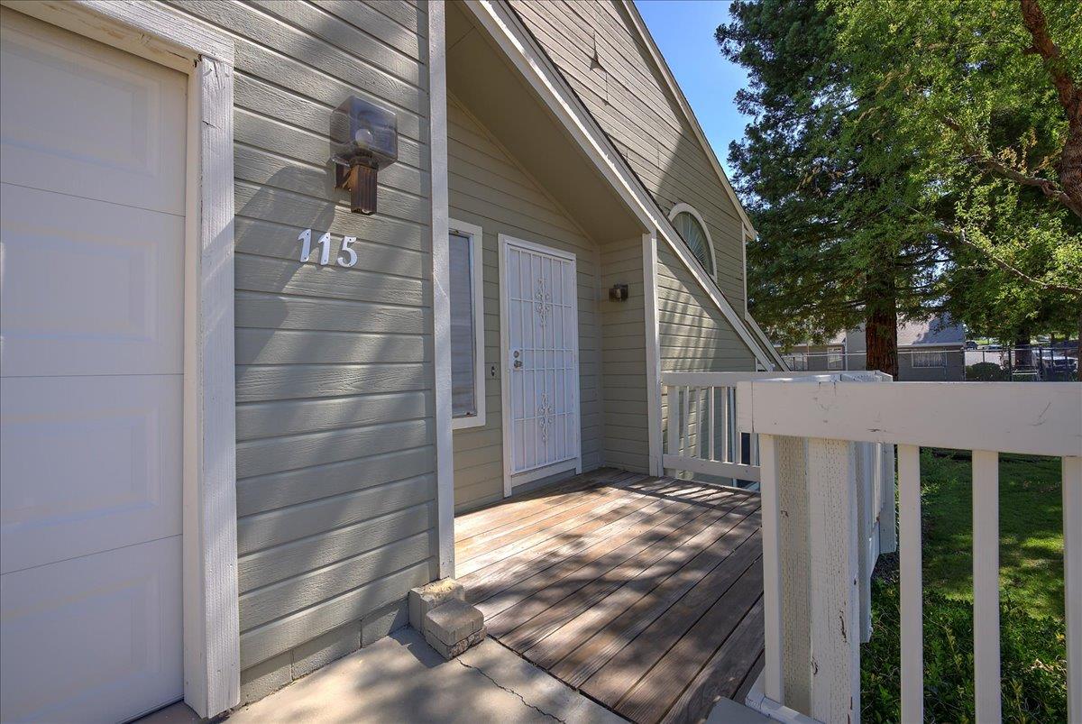 115 Valley Oak Drive