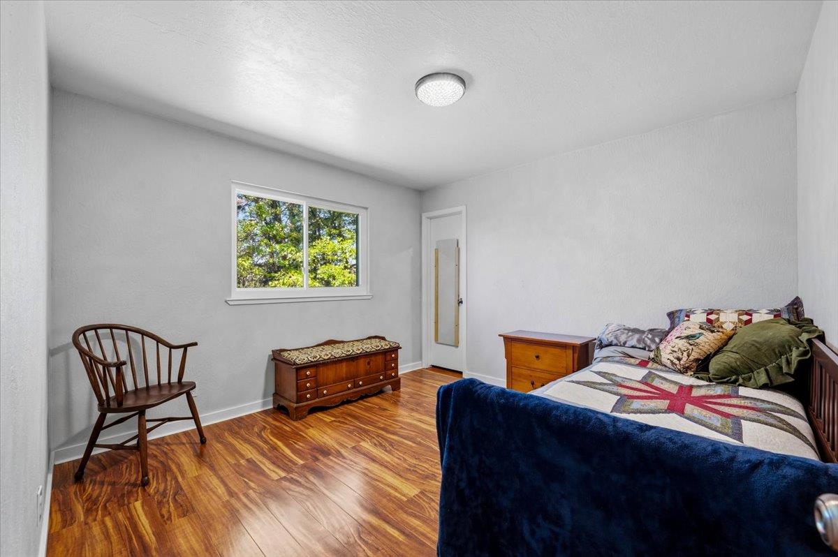 18849 Sargent Sky Way