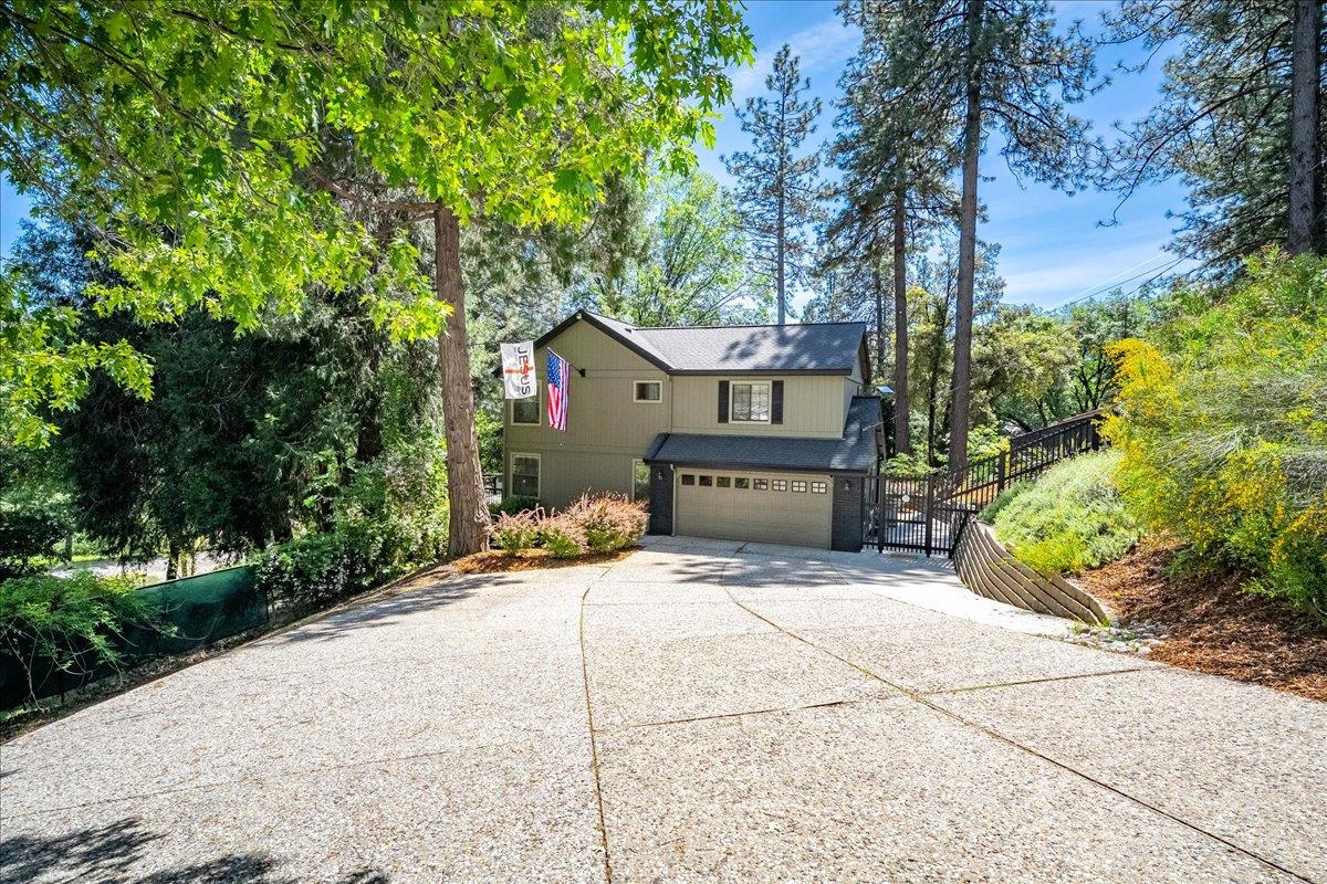 15075 Carrie Drive