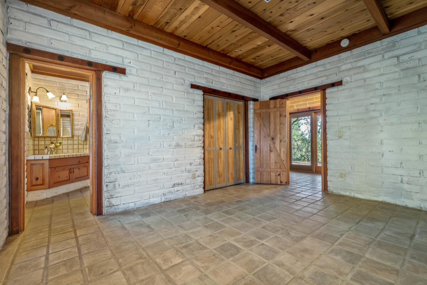 20990 Tiger Tail Road