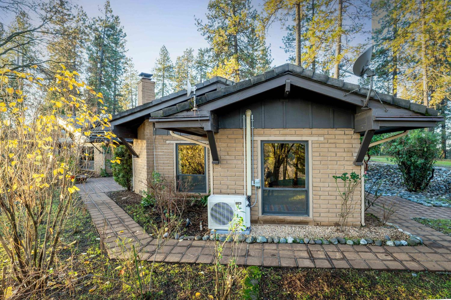 20990 Tiger Tail Road