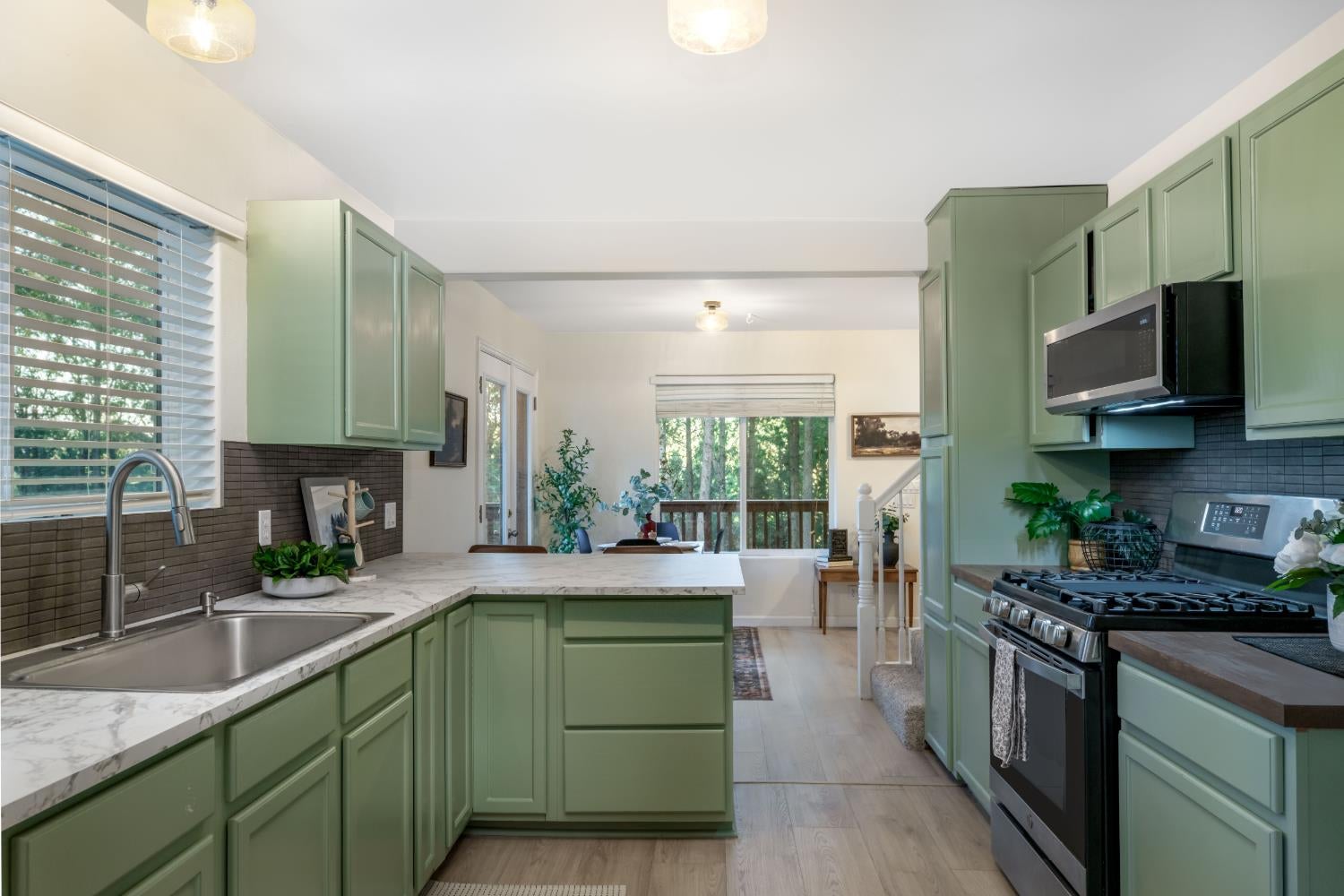14594 Mill Creek Lane