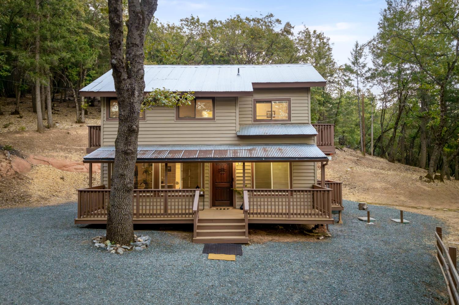 14594 Mill Creek Lane