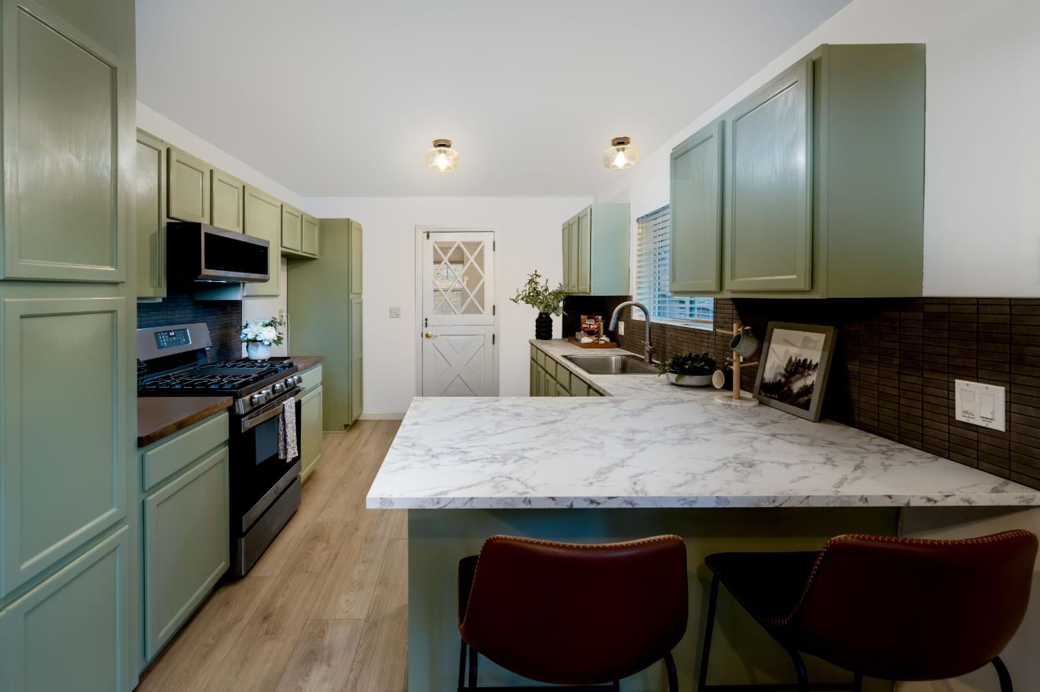 14594 Mill Creek Lane