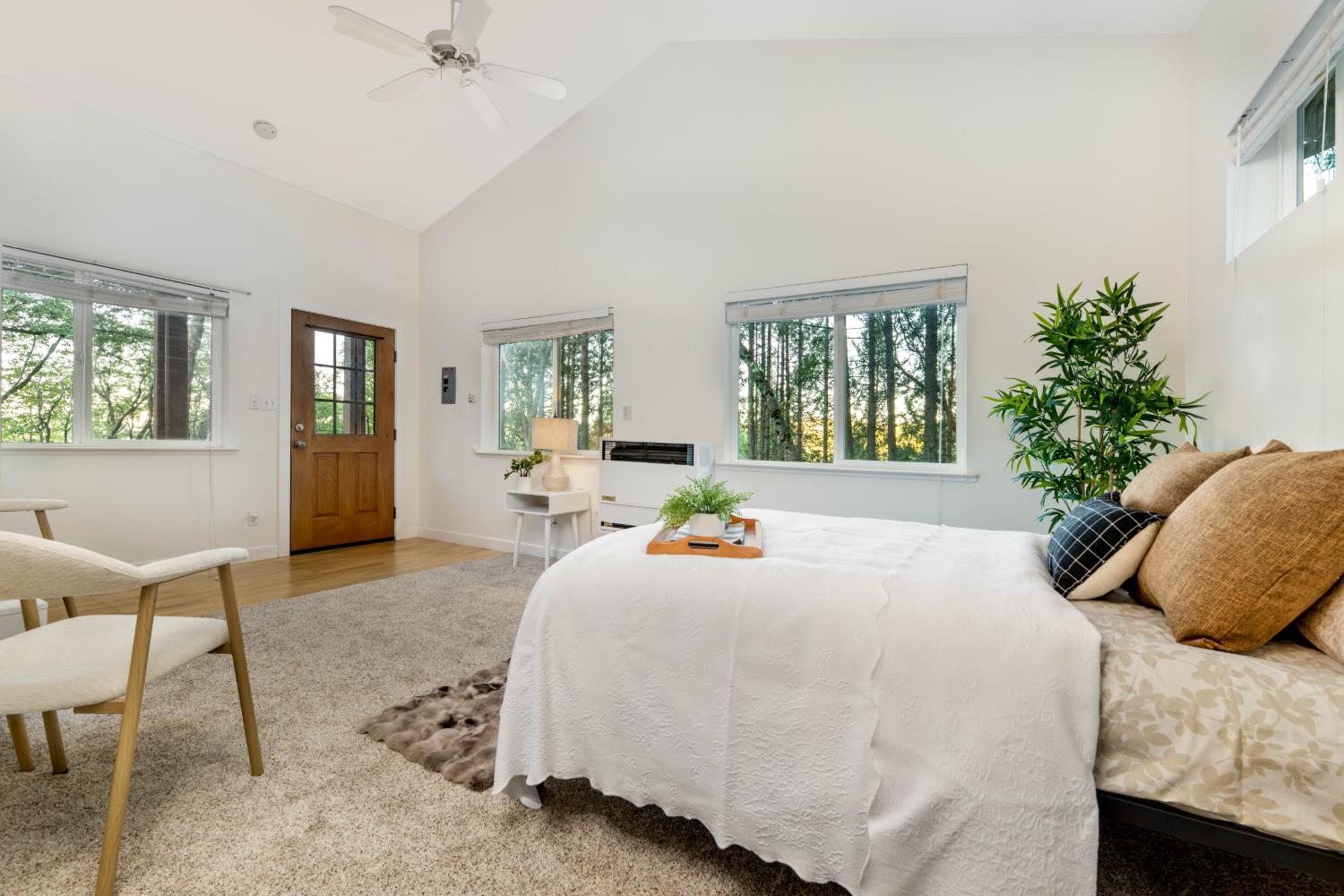 14594 Mill Creek Lane