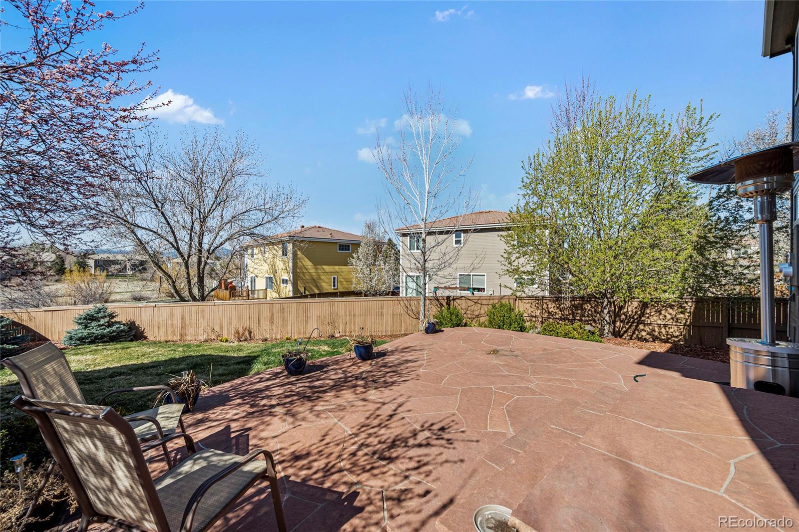 1550 Mountain Maple Avenue