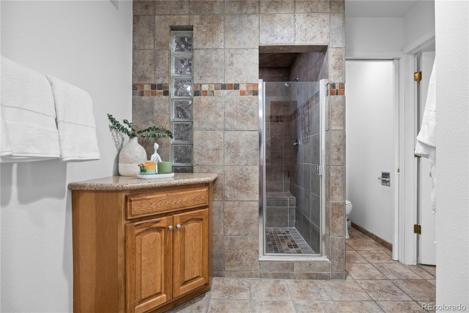 5749 S Lansing Way