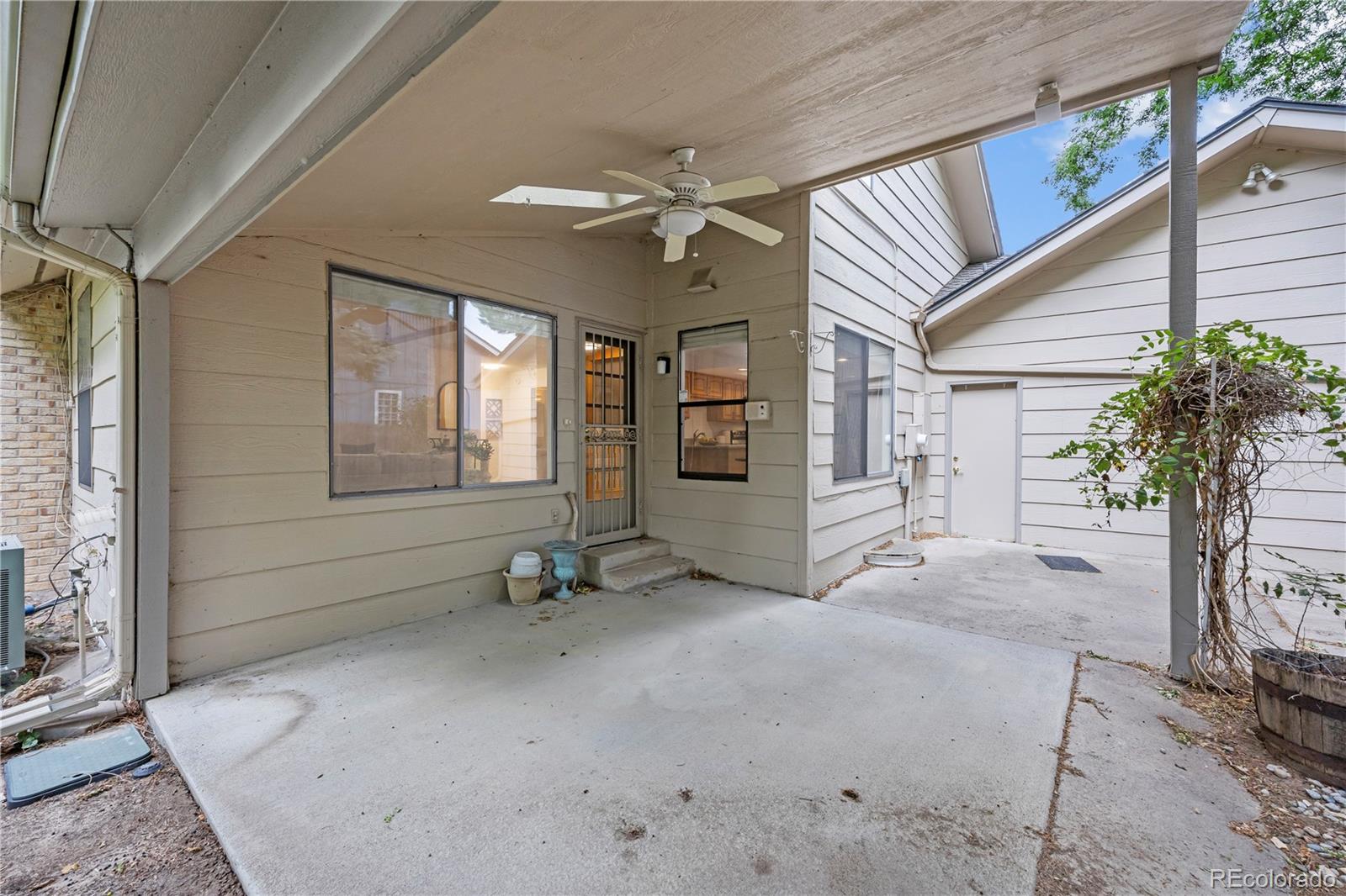 5749 S Lansing Way