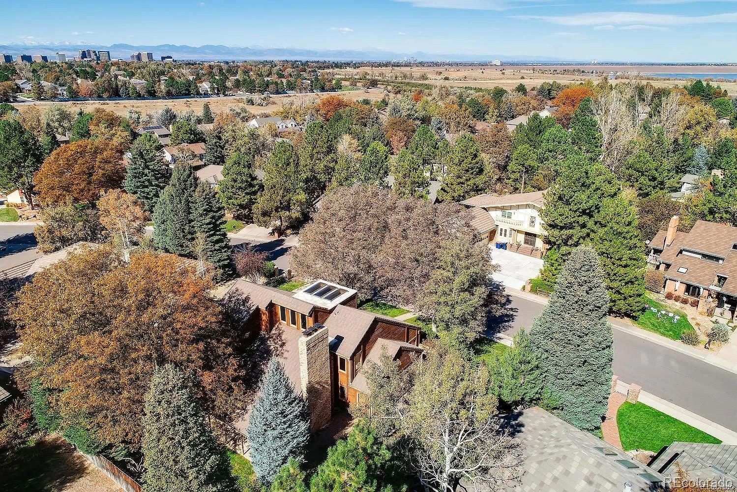 10886 E Crestline Circle