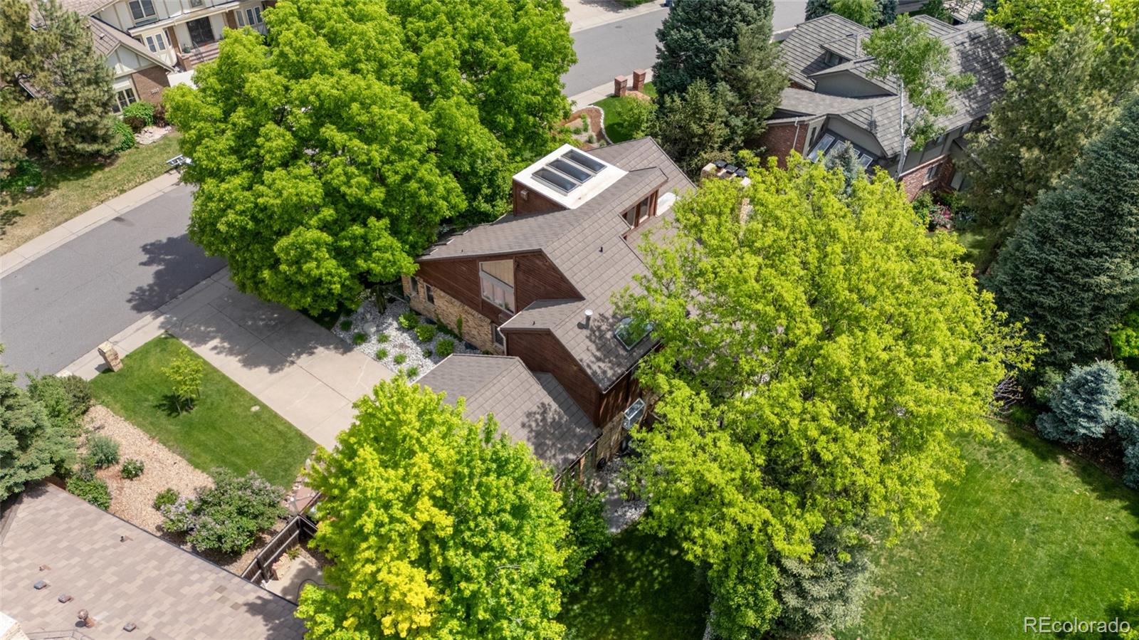 10886 E Crestline Circle