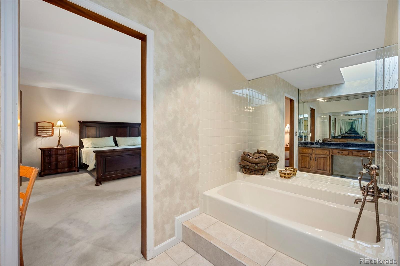 11375 E Berry Drive