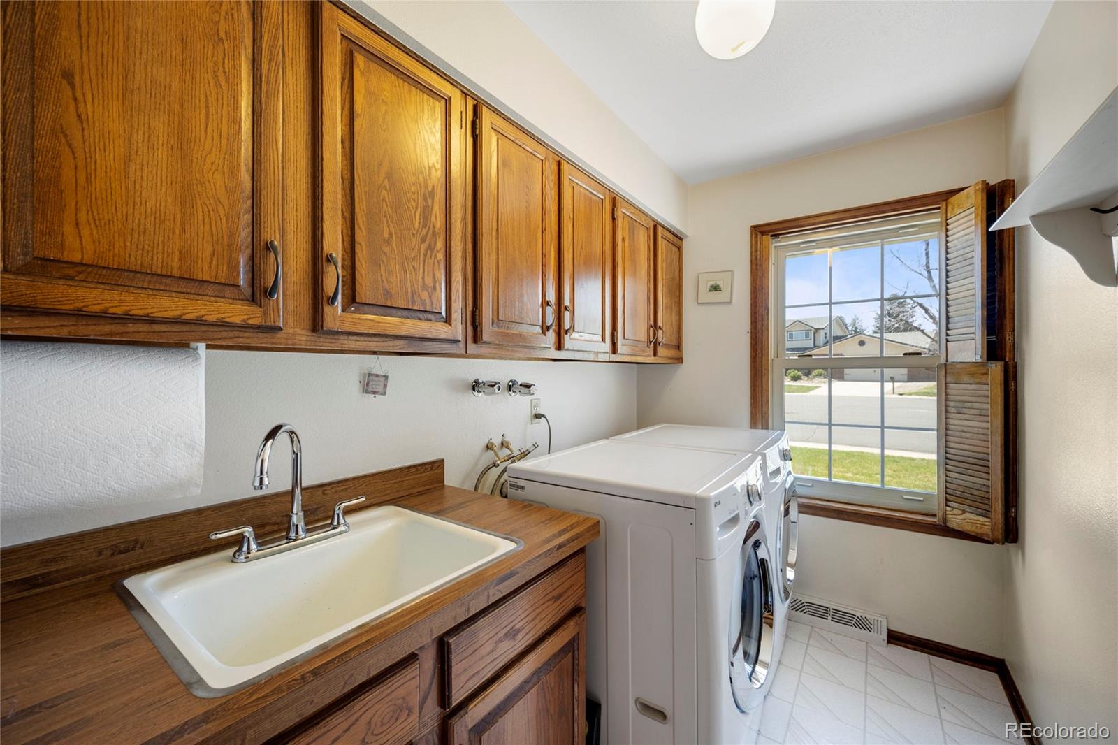 11375 E Berry Drive