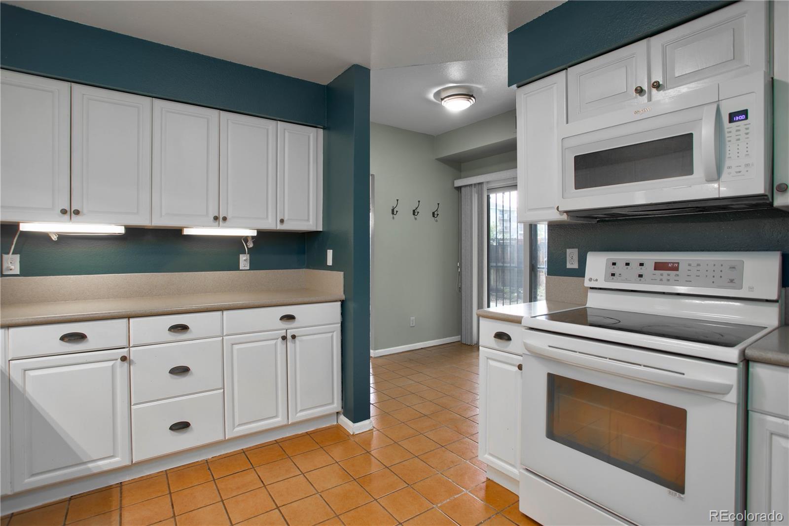 7250 Eastmoor Drive Unit: 128