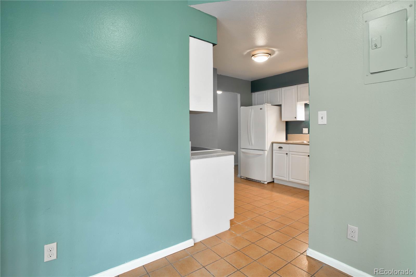 7250 Eastmoor Drive Unit: 128