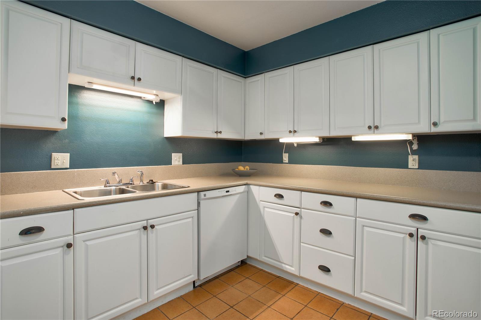 7250 Eastmoor Drive Unit: 128