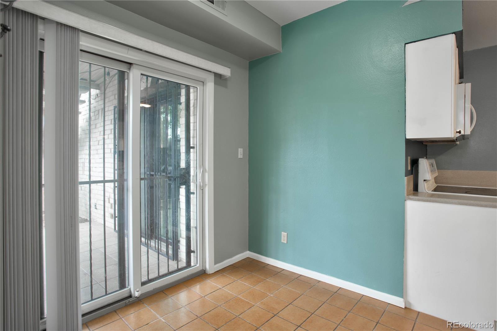 7250 Eastmoor Drive Unit: 128